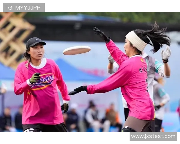 重庆飞盘队的转换策略分析与比赛表现的得失总结