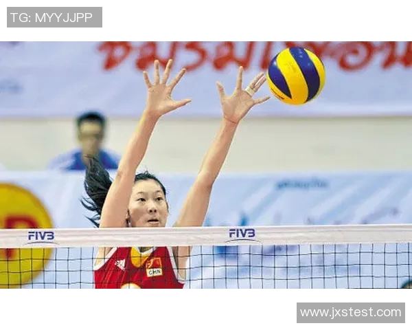 黄丽专访：从青涩少年到网球明星的成长之路与心路历程