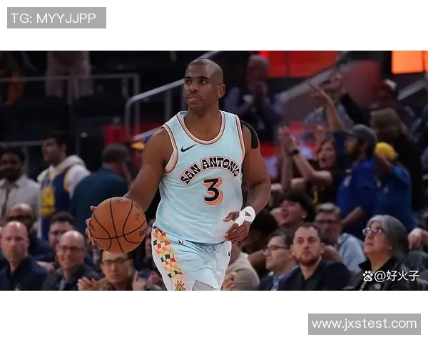 克里斯保罗：从篮球天才到传奇控卫的辉煌历程与影响力分析