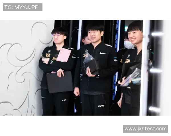 兰斯与奎维利鲁昂的精彩对决分析与赛后点评 兰斯与奎维利鲁昂的精彩对决分析与赛后点评