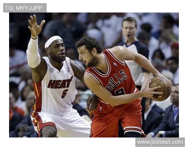 公牛与热火在一个赛季中交锋次数统计及赛季对战回顾 公牛与热火在一个赛季中交锋次数统计及赛季对战回顾