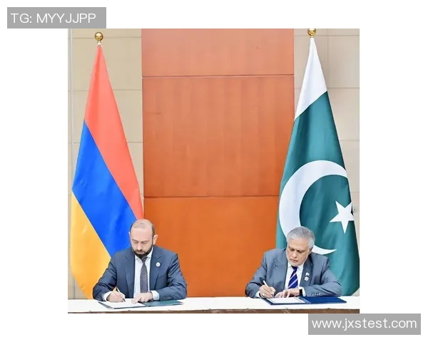 土耳其与亚美尼亚球迷的对抗与和解之路探讨