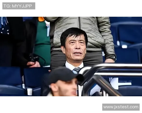 基马诺克与哈球队激战正酣精彩对决引发球迷热议