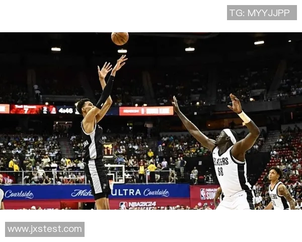 文班亚马法国队首战大放异彩27分轻取意大利吸引NBA球探关注 文班亚马法国队首战大放异彩27分轻取意大利吸引NBA球探关注