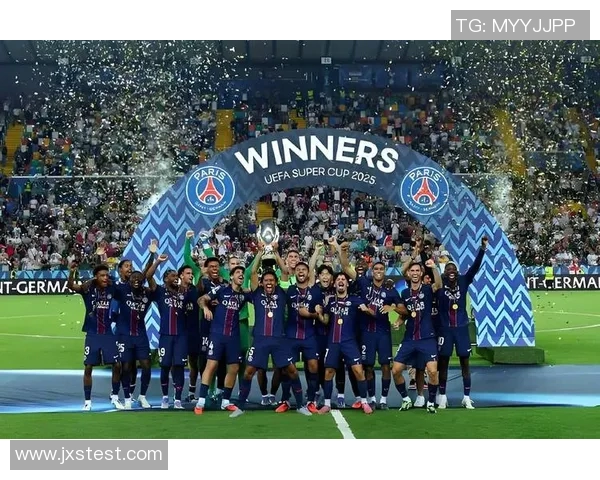 法甲焦点战巴黎圣日耳曼主场迎战劲敌里昂争夺三分