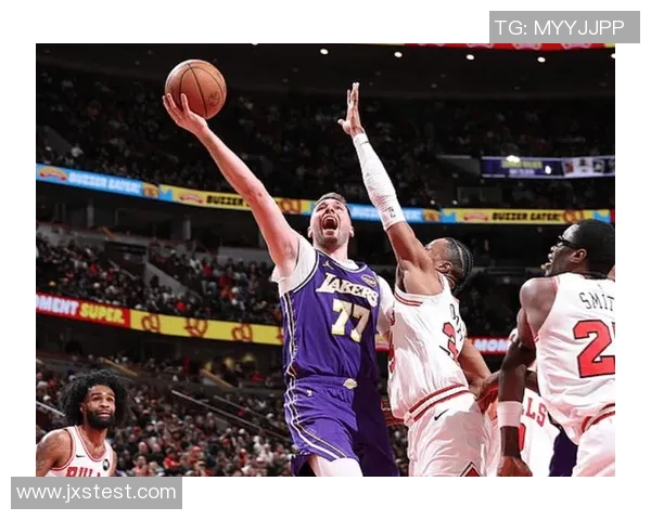 湖人对阵公牛精彩回放全程解析与赛后点评分享