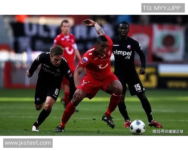 登博思与埃门激战正酣谁能在这场较量中笑到最后