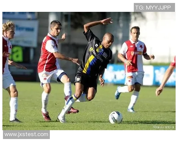 萨尔茨堡与特拉维夫的精彩对决谁能笑到最后分析比赛前景与关键球员表现