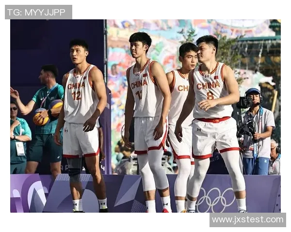 解放军与北京男篮激战正酣谁能在赛场上夺得最终胜利 解放军与北京男篮激战正酣谁能在赛场上夺得最终胜利