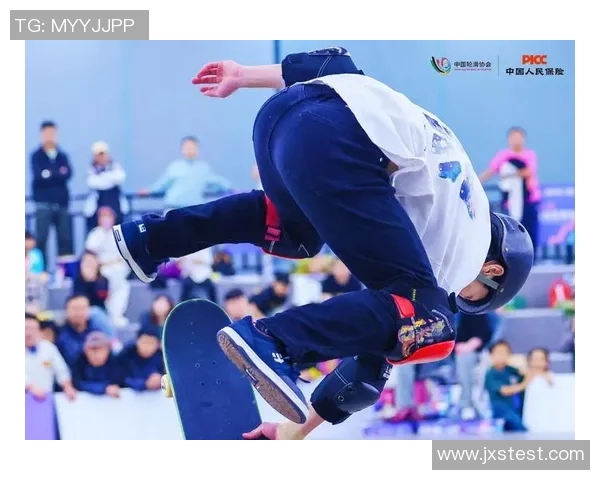 重庆滑板队在世界滑板锦标赛中的默契配合与精彩表现分析