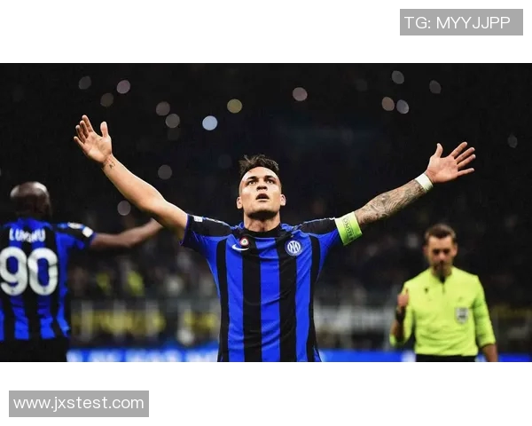 马丁内斯:从球场传奇到教练生涯的华丽转身与未来展望 马丁内斯:从球场传奇到教练生涯的华丽转身与未来展望