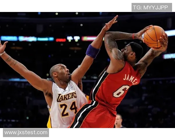 2012季后赛科比与雷霆的巅峰对决回顾与分析 2012季后赛科比与雷霆的巅峰对决回顾与分析