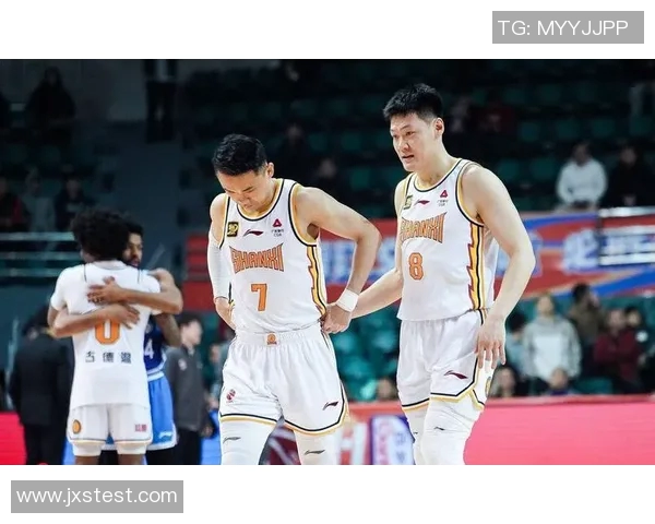 CBA篮球精彩对决江苏队迎战天津队全力争胜展现实力与激情 CBA篮球精彩对决江苏队迎战天津队全力争胜展现实力与激情