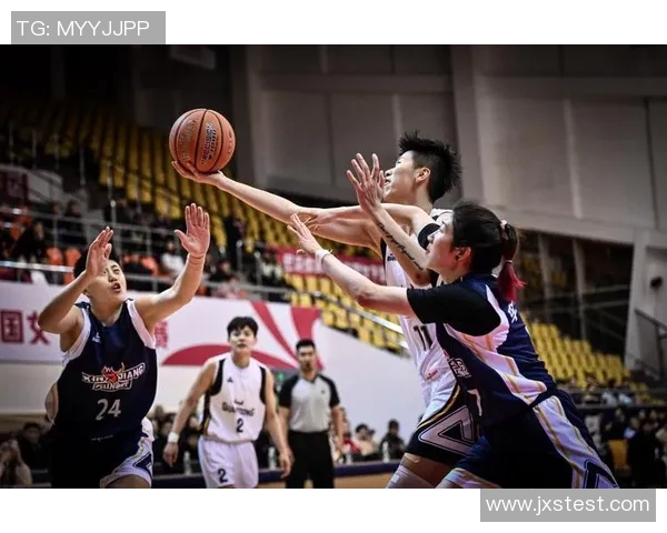 上海大鲨鱼迎战山西队期待精彩对决与激烈碰撞的篮球盛宴