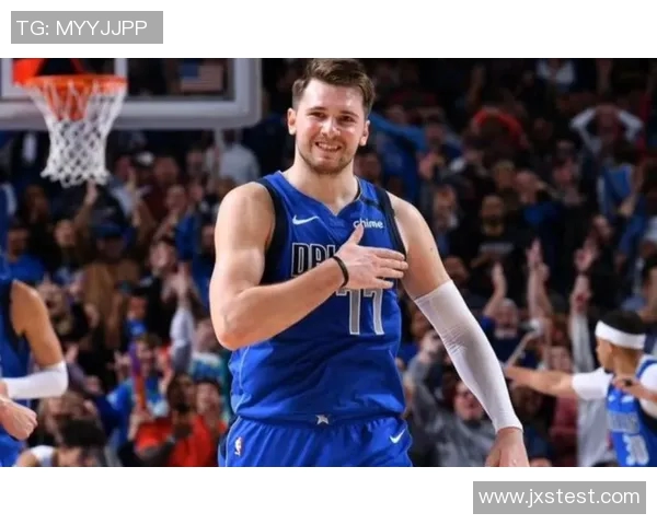 卢卡东契奇：篮球场上的天才少年与未来之星的辉煌旅程