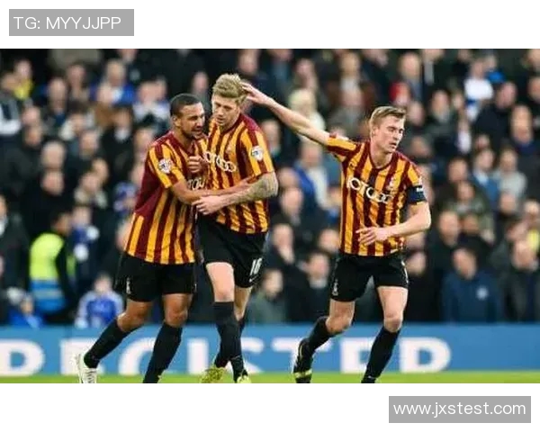 吉灵汉姆与查尔顿精彩对决视频回顾分析及比赛亮点总结