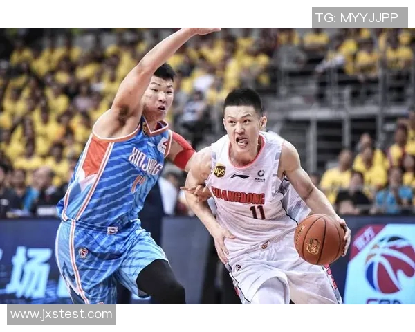 周鹏：从篮球场上的拼搏到生活中的坚持与成长之路
